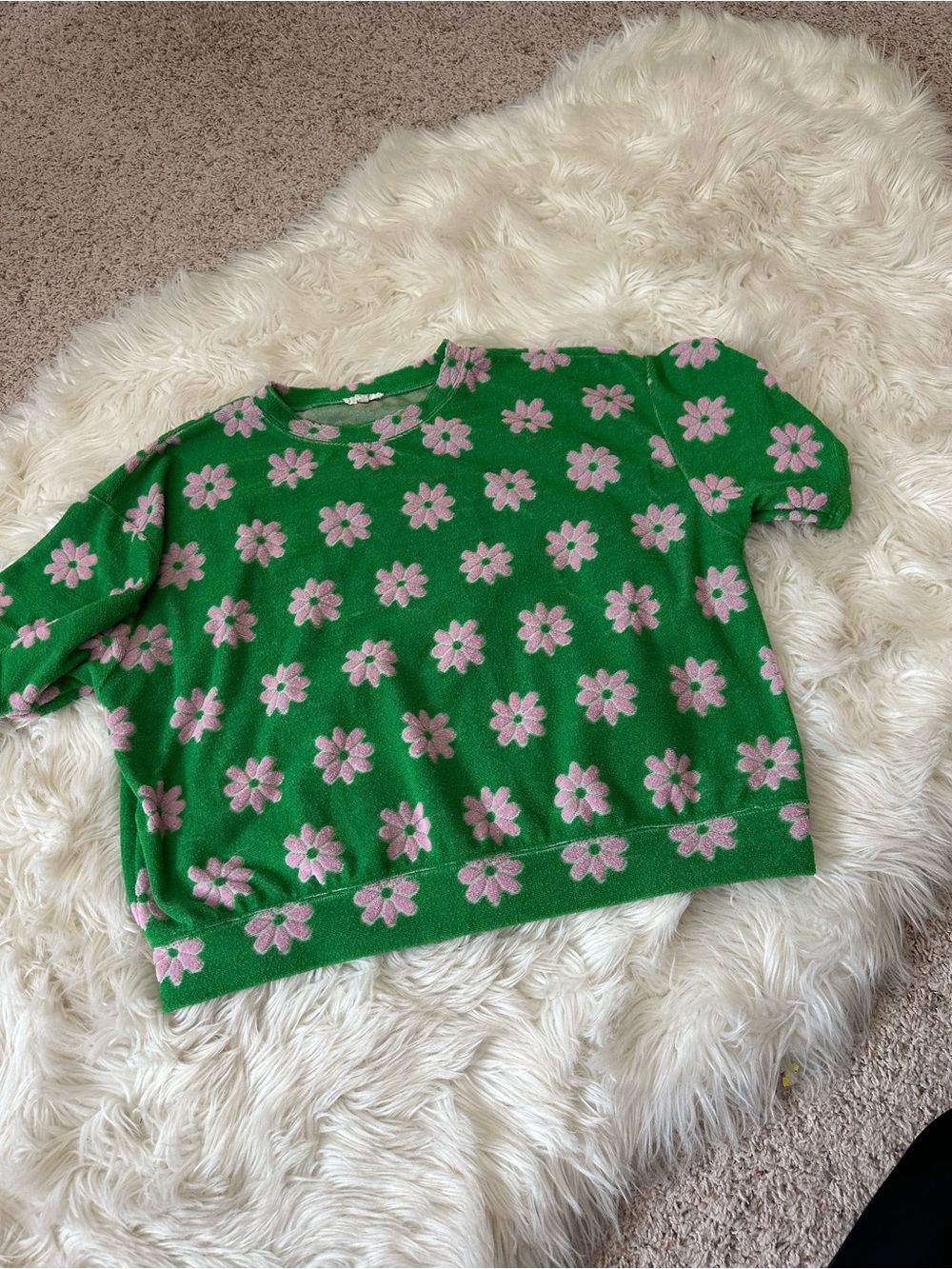 easel Green Knit Top with Pink Floral Pattern